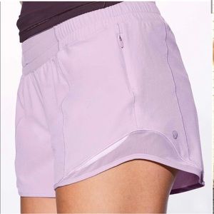 Lululemon Rose Quartz Hotty Hot 4 inch Shorts